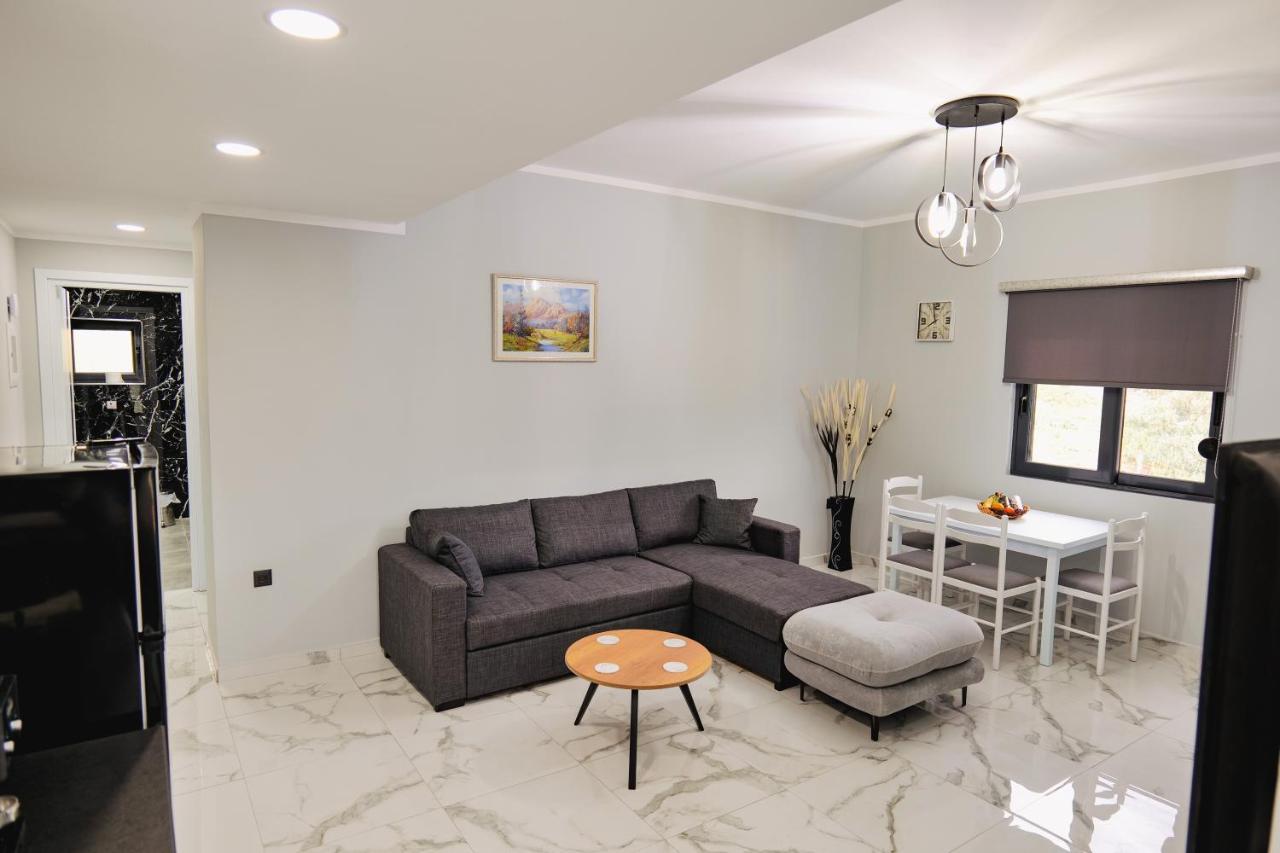Apartament Iphigenia Luxury Flat Saranda Zewnętrze zdjęcie